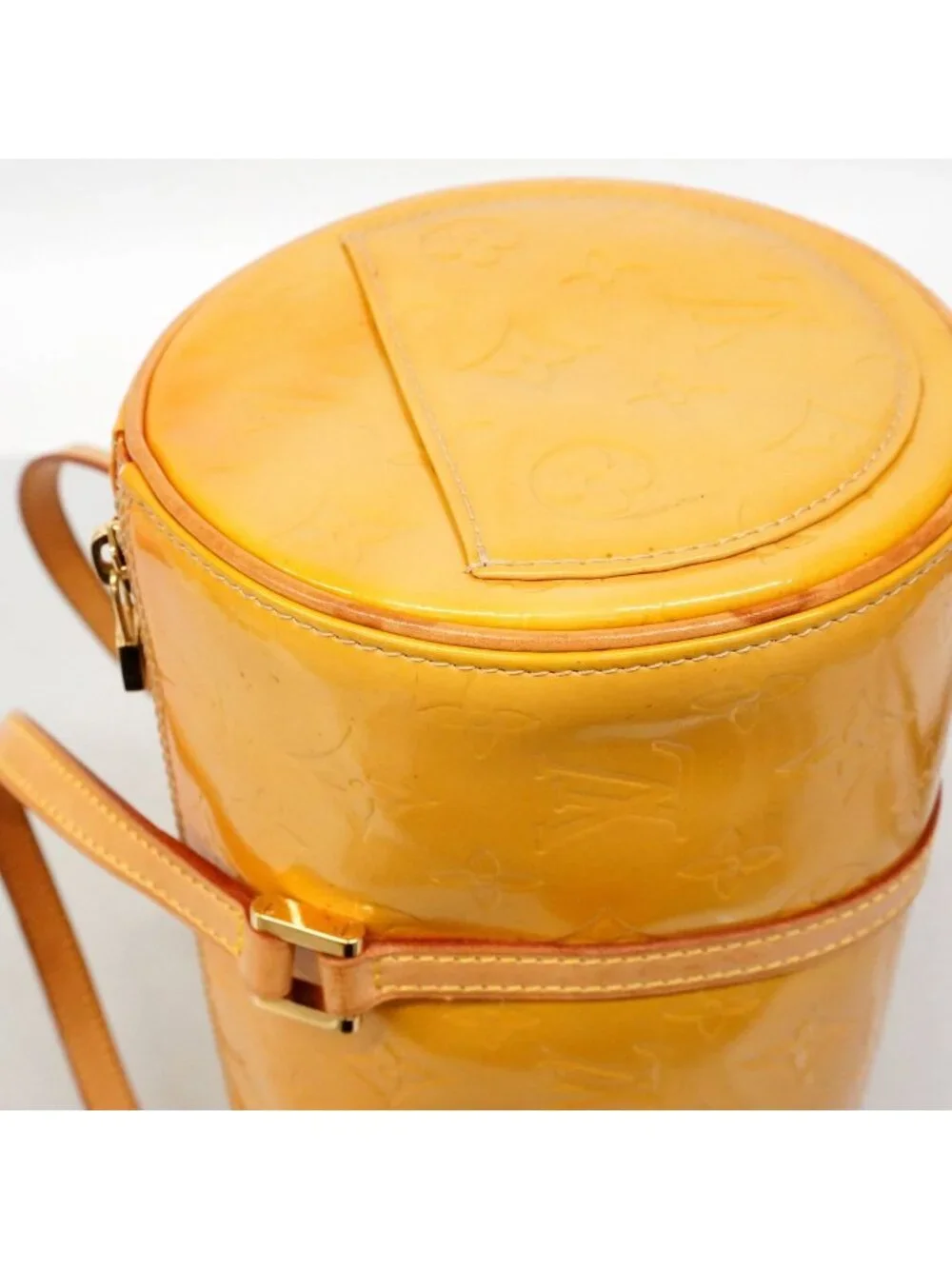 Louis Vuitton Handbag Vernis Bedford Beige